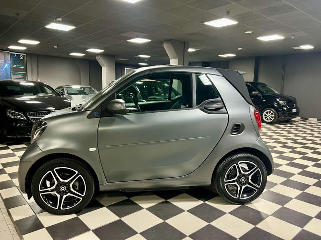 smart forTwo EQ CABRIO - foto 2 di 4