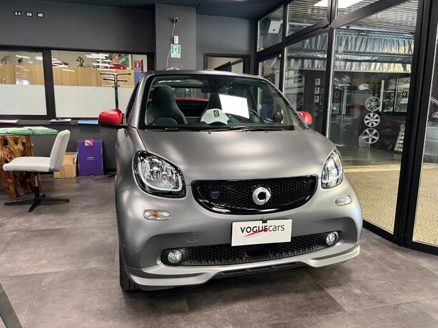 smart forTwo EQ cabrio BRABUS Style - foto 4 di 4