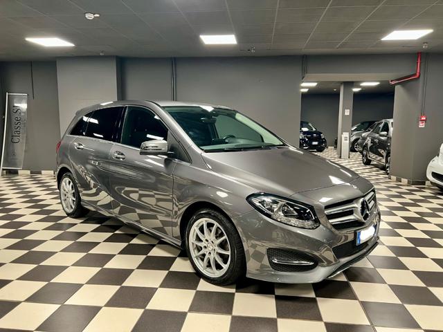 Mercedes-Benz B 200 d Automatic 4Matic Sport - foto 4 di 4