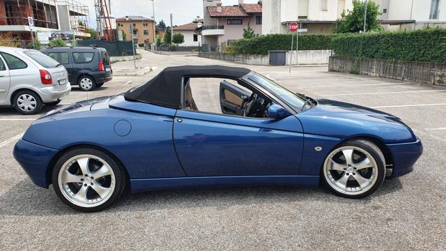 Alfa Romeo Spider 3.0i V6 Benzina Modello Lusso - foto 2 di 4