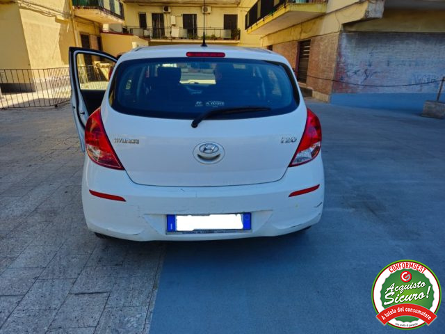 Hyundai i20 1.2 5p. Classic - foto 3 di 4