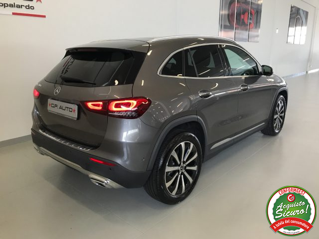 Mercedes-Benz GLA 200 d Automatic Sport Plus + Tetto - foto 4 di 4