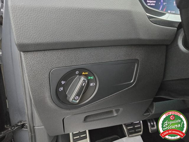 Volkswagen Tiguan 1.4 TSI eHYBRID DSG R-Line, del 2021, 68.780 km, in vendita a Misterbianco (CT)