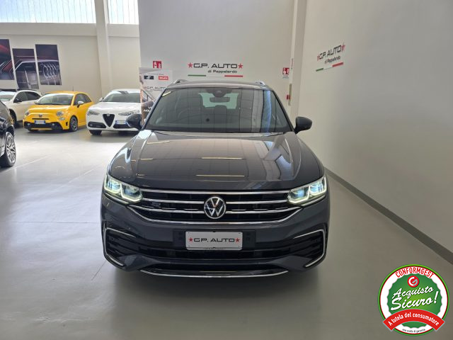 Volkswagen Tiguan 1.4 TSI eHYBRID DSG R-Line - foto 2 di 4