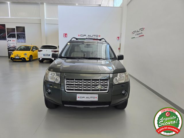 Land Rover Freelander 2.2 TD4 S.W. HSE - foto 2 di 4