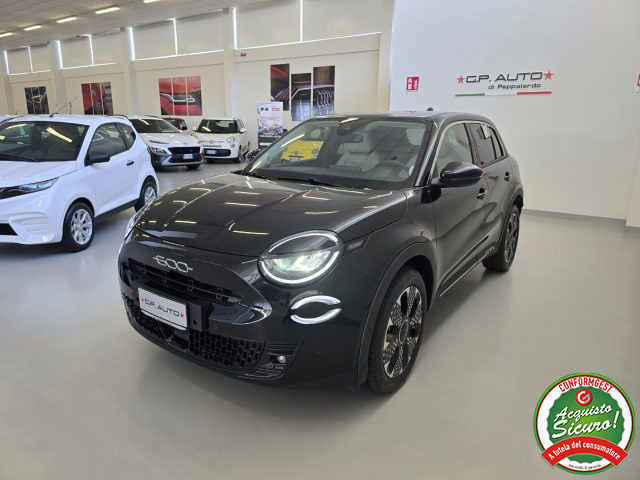 Fiat 600 Hybrid DCT MHEV La Prima km 0 a MISTERBIANCO