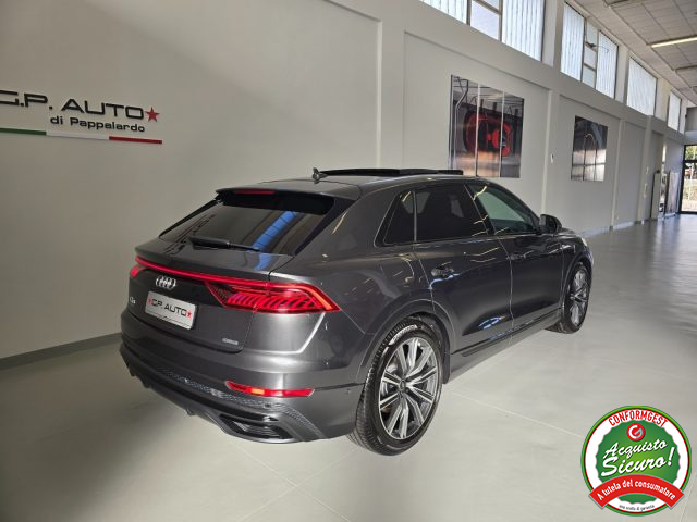 Audi Q8 50 TDI 286 CV quattro tiptronic Sport + Tetto - foto 4 di 4