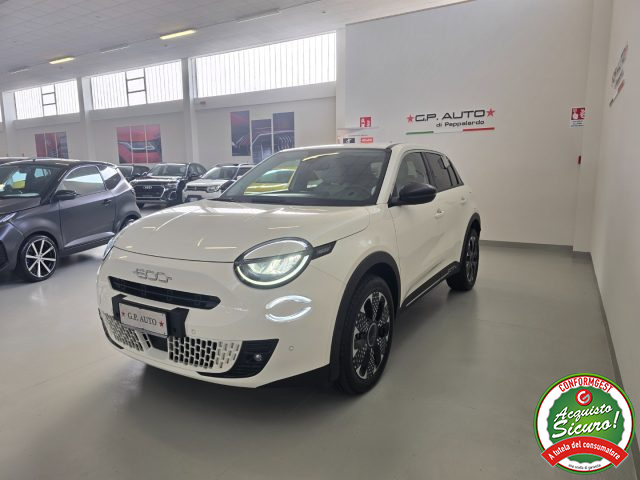 Fiat 600 Hybrid DCT MHEV La Prima km 0 a MISTERBIANCO