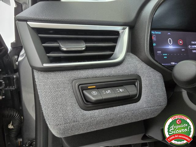 Renault Clio TCe 90 CV 5 porte Techno usato a MISTERBIANCO
