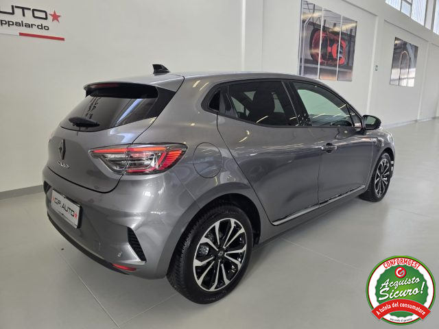 Renault Clio TCe 90 CV 5 porte Techno - foto 3 di 4