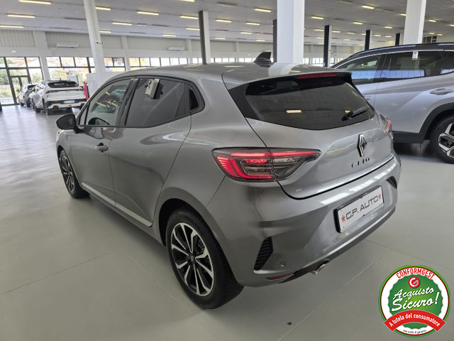 Renault Clio TCe 90 CV 5 porte Techno - foto 4 di 4