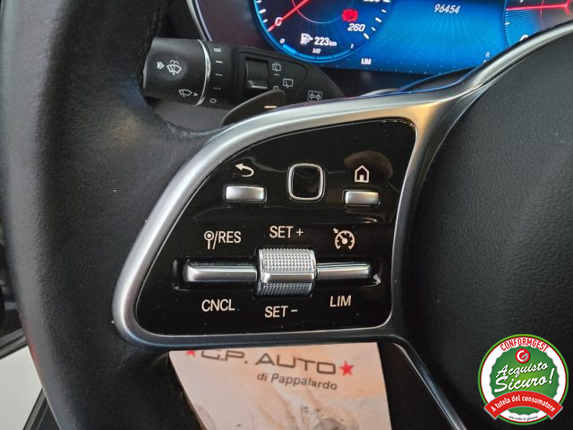 Mercedes-Benz GLC 220 d 4Matic Sport, del 2022, 96.454 km, in vendita a Misterbianco (CT)