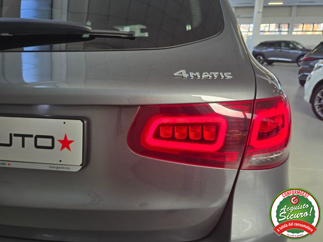 Mercedes-Benz GLC 220 d 4Matic Sport, del 2022, 96.454 km, in vendita a Misterbianco (CT)