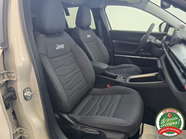 Jeep Avenger 1.2 Turbo 100 CV e-Hybrid Summit + Tetto km 0 a MISTERBIANCO