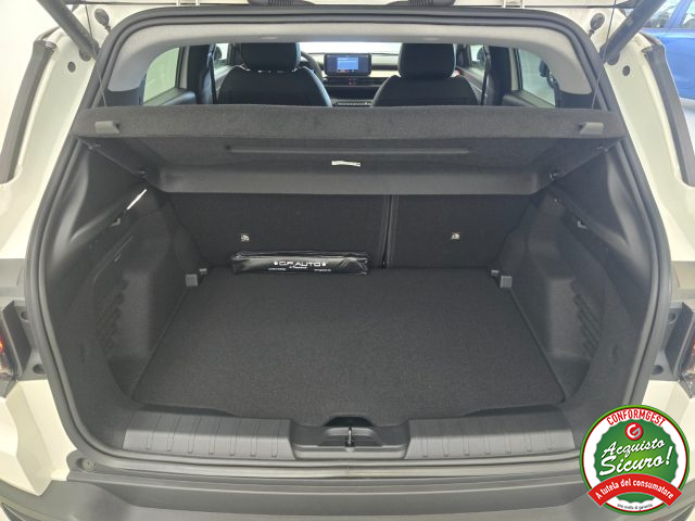 Jeep Avenger 1.2 Turbo 100 CV e-Hybrid Summit km 0 a MISTERBIANCO