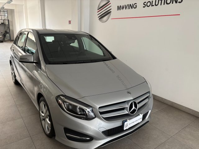 Mercedes-Benz B 180 D AUTOMATICA PREMIUM GOMME NUOVE!!!, del 2018, 113.000 km, in vendita a Milano (MI)