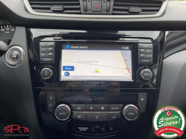 Nissan Qashqai 1.6 DIG-T N-Connecta, del 2016, 139.000 km, in vendita a Carrara (MS)