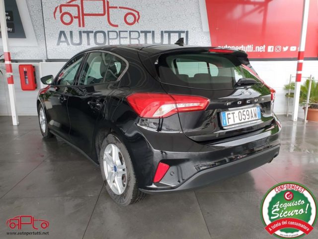 Ford Focus 1.0 EcoBoost 100 CV S&S Plus - foto 4 di 24
