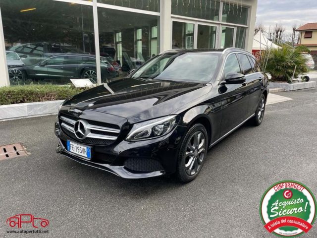 Mercedes-Benz C 180 d S.W. Auto Business usato a CARRARA