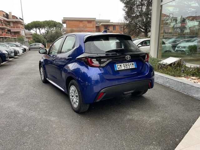 Toyota Yaris 1.0 5 porte Active usato a CARRARA