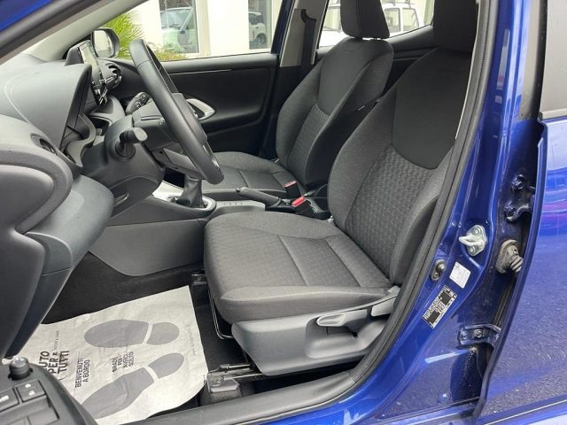 Toyota Yaris 1.0 5 porte Active - foto 4 di 4