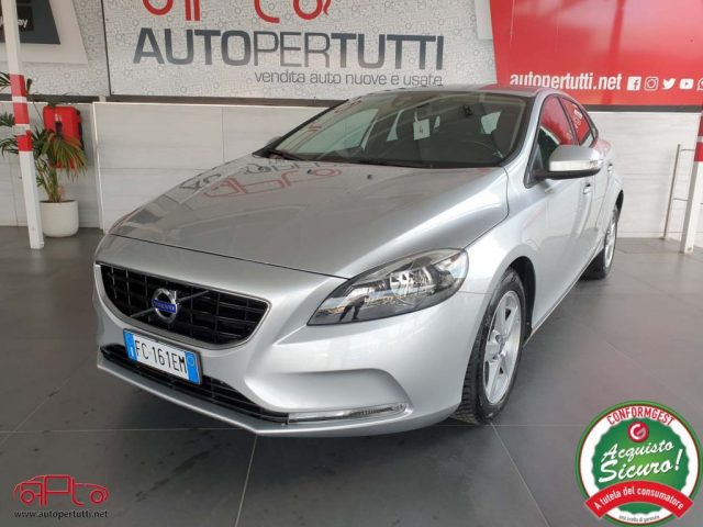 Volvo V40 D2 1.6 Business Edition - foto 2 di 4