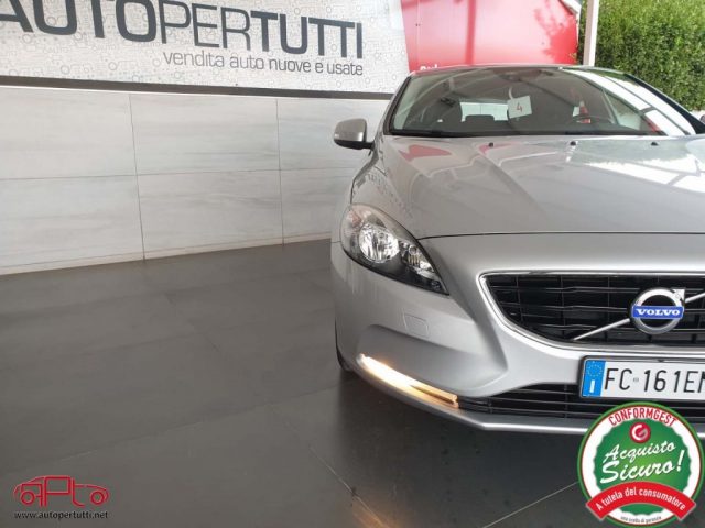 Volvo V40 D2 1.6 Business Edition usato a CARRARA