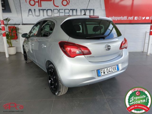 Opel Corsa 1.2 5p Black Edition - foto 4 di 4