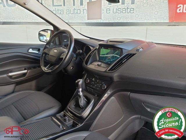 Ford Kuga 2.0 TDCI 150 CV S&S 4WD Titanium usato a CARRARA