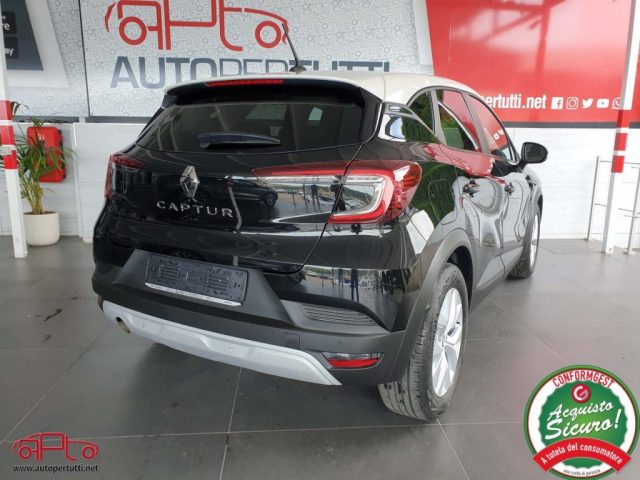 Renault Captur TCe 12V 90 CV Business usato a CARRARA