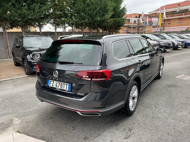 Volkswagen Passat Alltrack 2.0 TDI 190 CV 4MOTION DSG BMT - foto 3 di 4