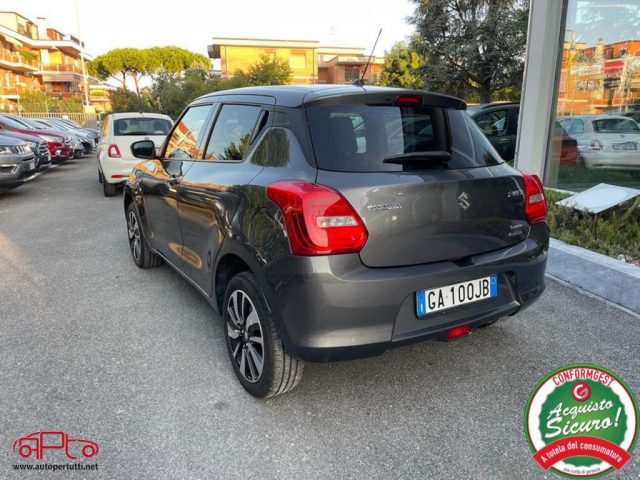 Suzuki Swift 1.2 Hybrid 4WD AllGrip Top usato a CARRARA