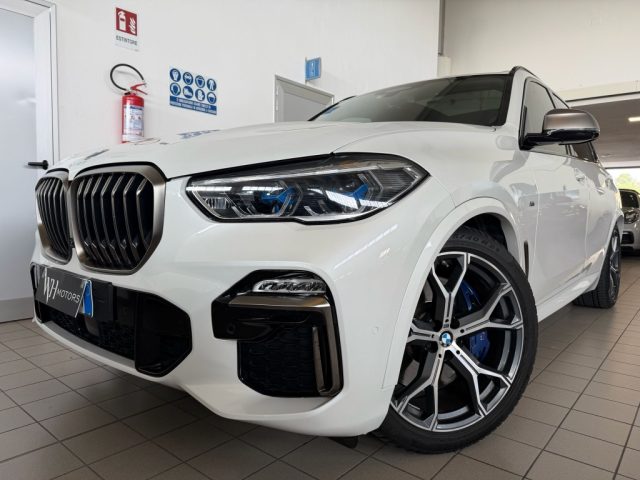 BMW X5 M50d //TETTO//21//FARI LASER// usato a PARMA