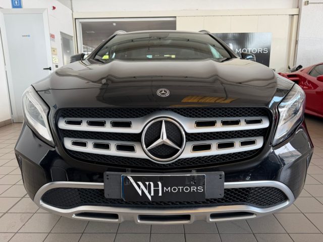 Mercedes-Benz GLA 250 Automatic 4Matic Sport //LED//NAVI//BLUETOOTH - foto 2 di 4