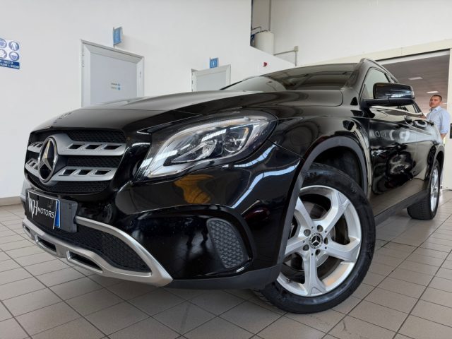 Mercedes-Benz GLA 250 Automatic 4Matic Sport //LED//NAVI//BLUETOOTH - foto 1 di 4