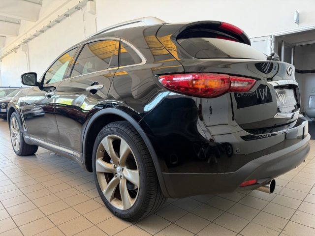 Infiniti QX70 3.0 diesel V6 AT GT Premium //TETTO//360/PELLE//21 - foto 4 di 4
