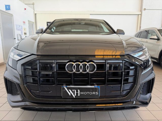 Audi Q8 50 TDI 286 CV quattro tiptronic S LINE //TETTO// - foto 2 di 4