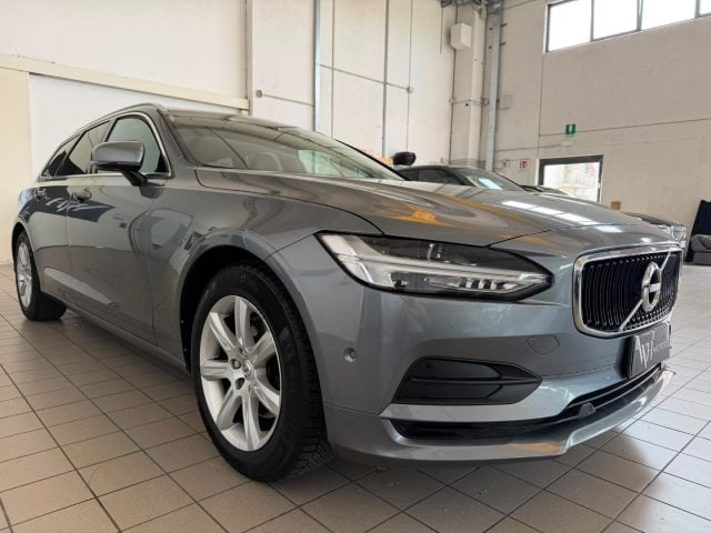 Volvo V90 D4 Geartronic //TETTO//PELLE//LED - foto 3 di 4