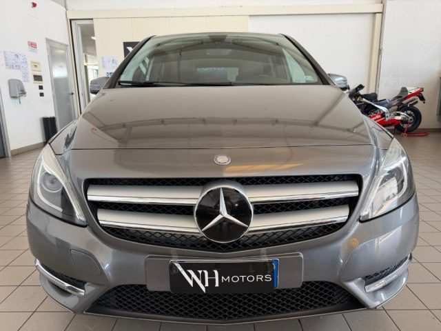 Mercedes-Benz B 180 CDI BlueEFFICIENCY Premium - foto 2 di 4
