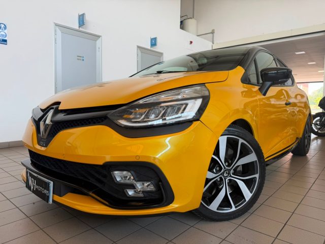 Renault Clio TCe 220CV R.S. Trophy //AKRAPOVIC//PELLE// usato a PARMA