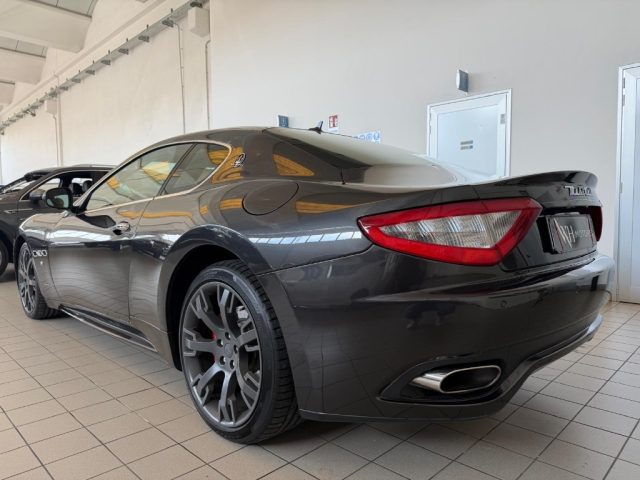 Maserati GranTurismo 4.7 V8 automatica S //SERVICE MASERATI// - foto 4 di 43