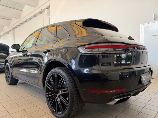 Porsche Macan 2.0 //TOTAL BLACK//21// - foto 4 di 36