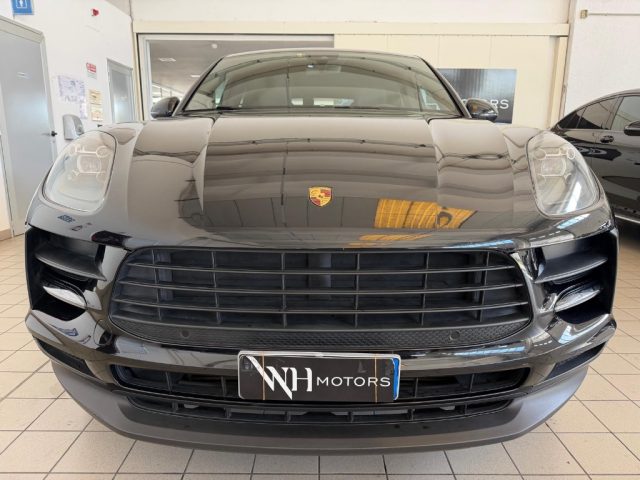 Porsche Macan 2.0 //TOTAL BLACK//21// - foto 2 di 36