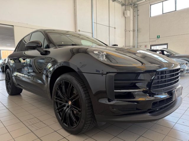 Porsche Macan 2.0 //TOTAL BLACK//21// - foto 3 di 36
