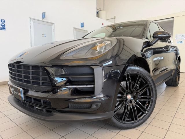 Porsche Macan 2.0 //TOTAL BLACK//21//, del 2019, 123.000 km, in vendita a Parma (PR)