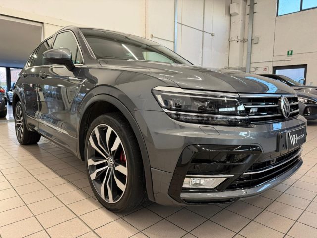 Volkswagen Tiguan 2.0 BiTDI SCR DSG 4MOTION Executive R-Line BMT - foto 3 di 4