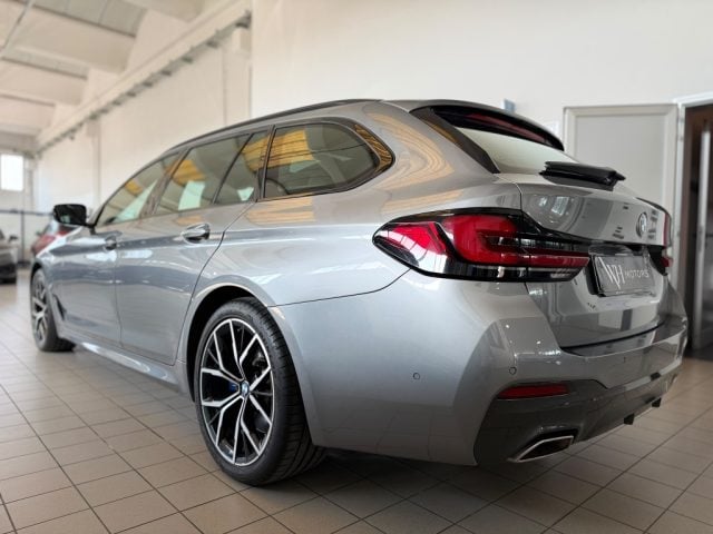 BMW 540 i 48V xDrive Touring Msport //TETTO//LED//LUCI AMB - foto 4 di 4