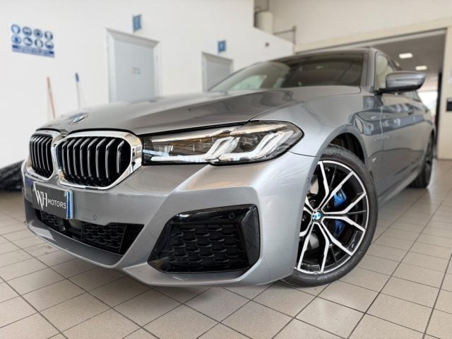 BMW 540 i 48V xDrive Touring Msport //TETTO//LED//LUCI AMB, del 2022, 74.000 km, in vendita a Parma (PR)