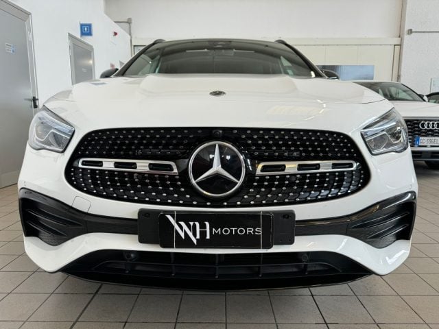 Mercedes-Benz GLA 200 d Automatic 4Matic Premium /AMG//TETTO//CARBON// - foto 2 di 4