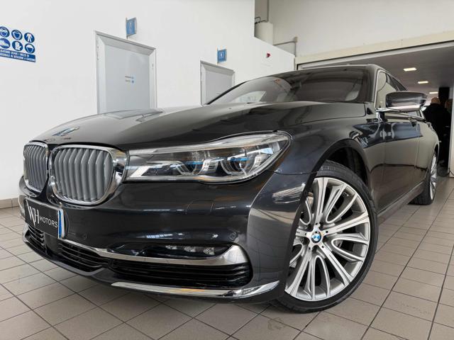 BMW 730 d xDrive Eccelsa*BELLISSIMA*TETTO*CARBON CORE*, del 2016, 172.439 km, in vendita a Parma (PR)